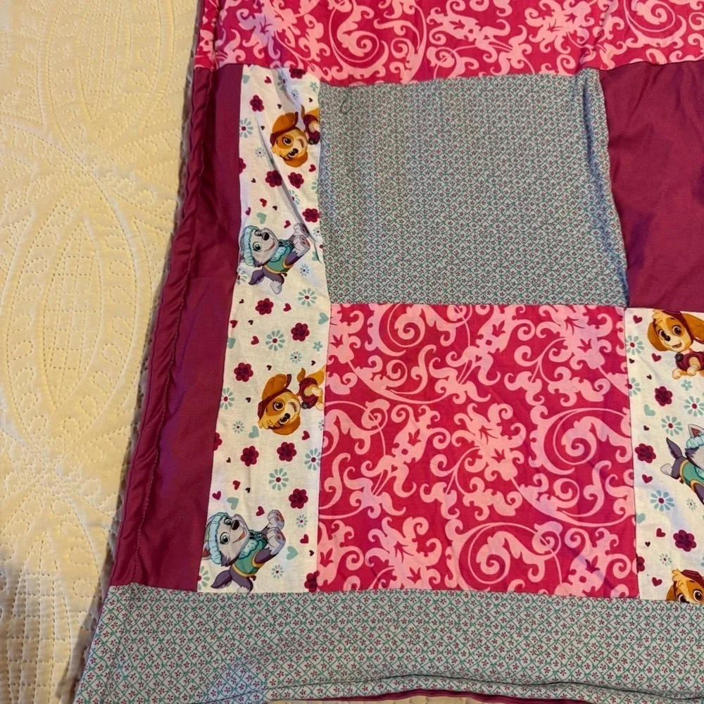 Beautiful Quality Paw Patrol Reversible Handmade Quilt 29” x 47.5 EUC